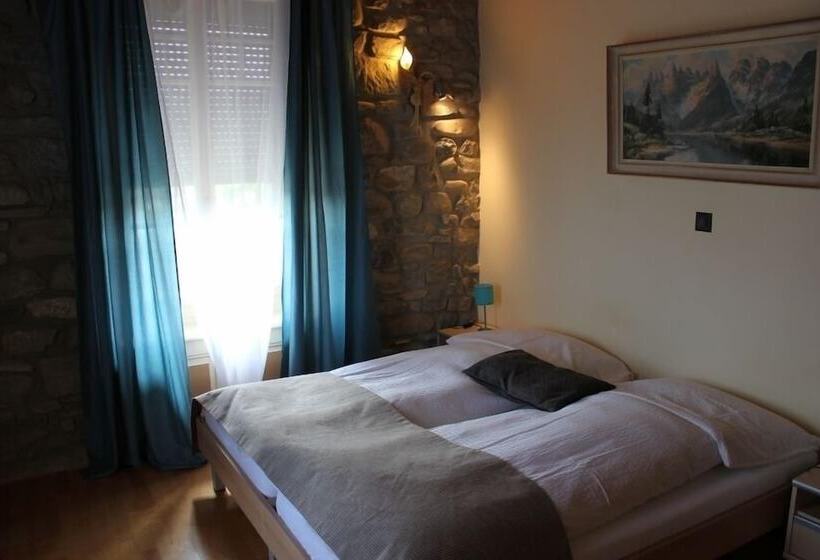 חדר סטנדרט, Acacia