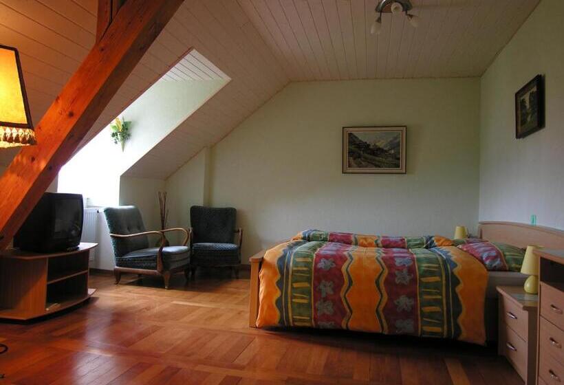 חדר סטנדרט, Acacia