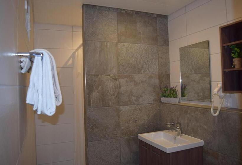 חדר דלוקס, Acacia