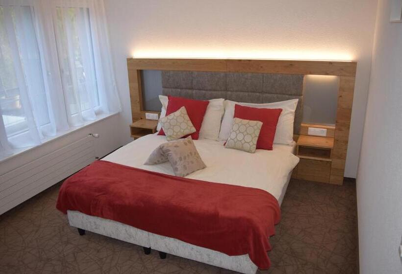 חדר דלוקס, Acacia