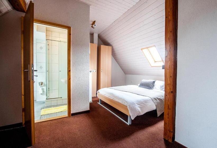 חדר סטנדרט, Acacia