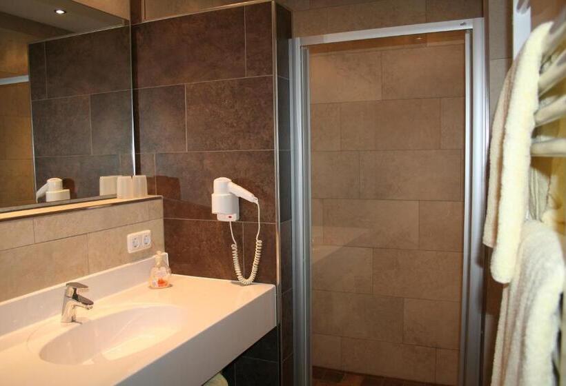 주니어 스위트, Gasthof Schweizerhaus