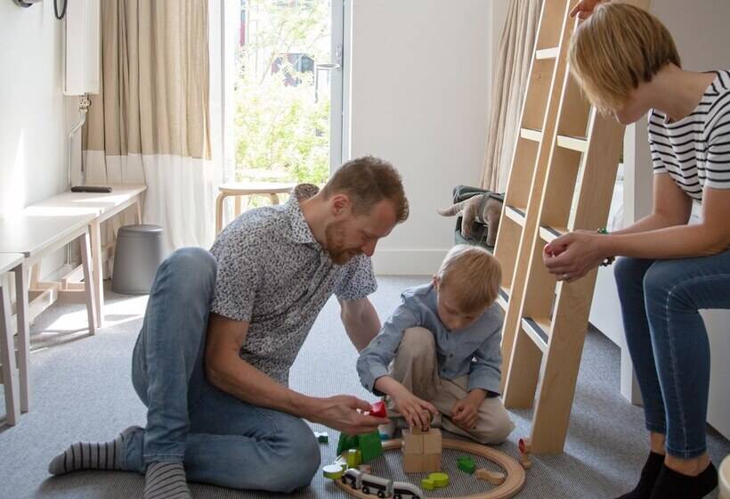 家庭间, Ikea Hotell