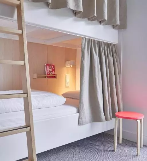 Perhehuone, Ikea Hotell