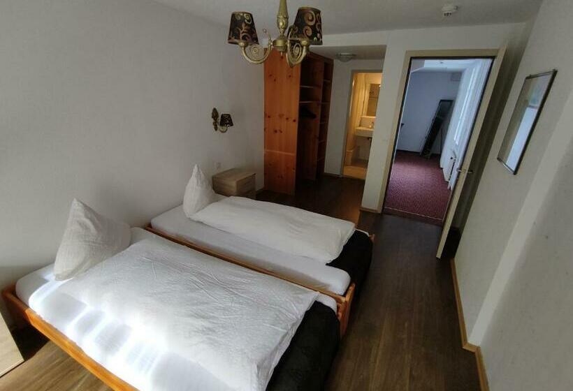 带1个卧室的带阳台的公寓, Restaurant Jungfrau