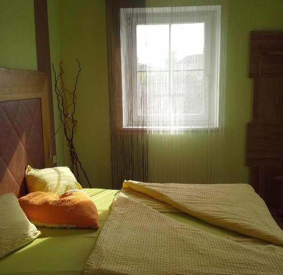 جناح غرفتين نوم, Kerndlerhof