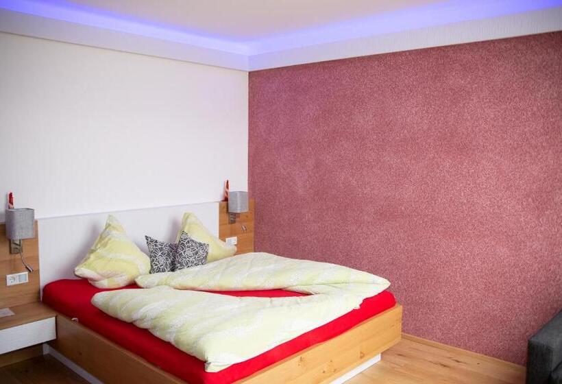 غرفة قياسية, Kerndlerhof