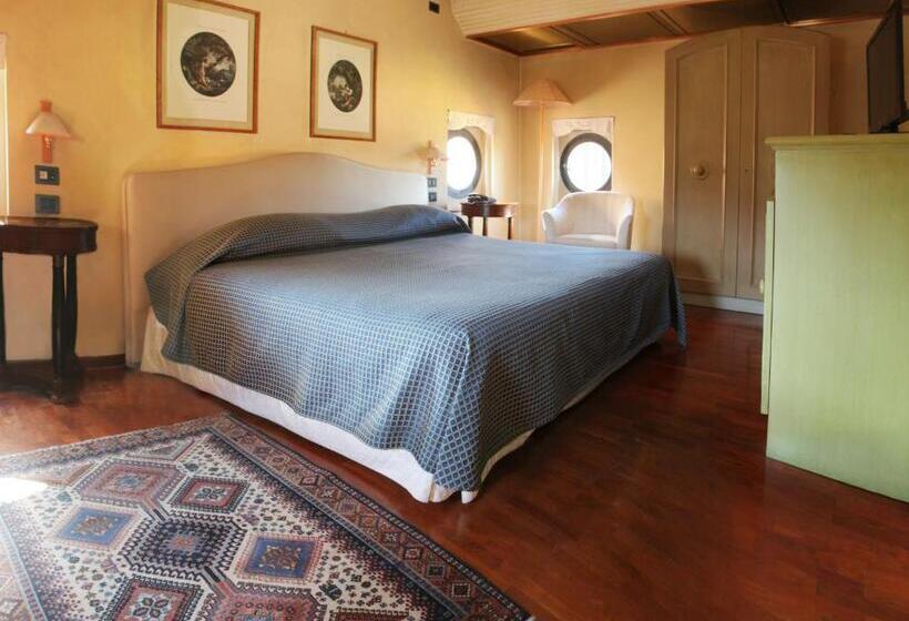 סוויטת ג'וניור, La Torre