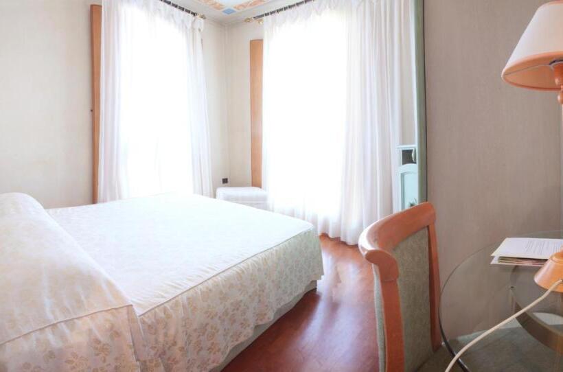 חדר סטנדרט יחיד, La Torre