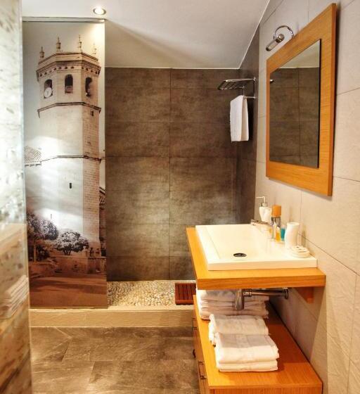 חדר סופריור לארבעה, Palacete Maria Rosa