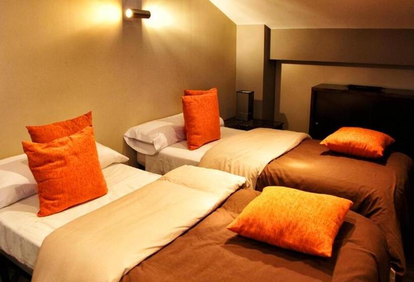 四人高级间, Palacete Maria Rosa