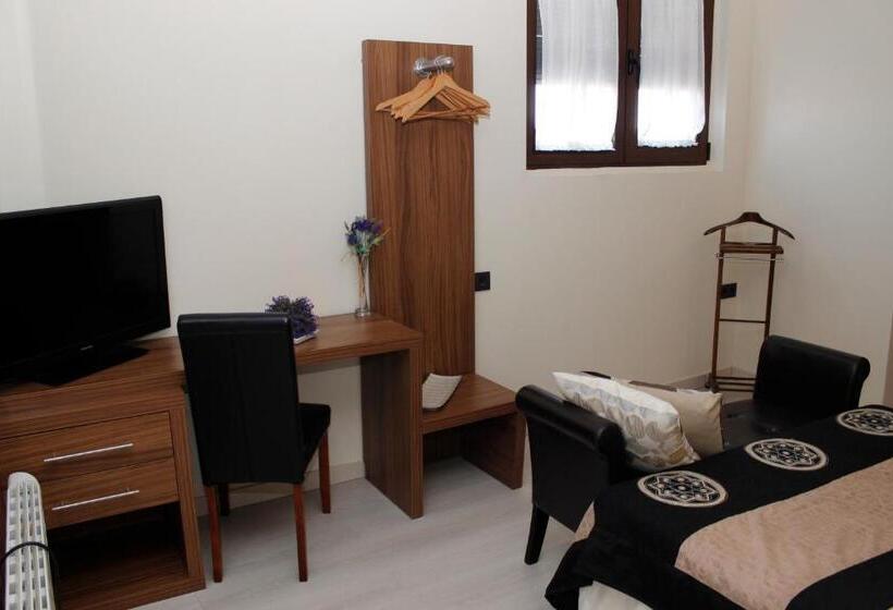 带露台的小型套房, Palacete Maria Rosa