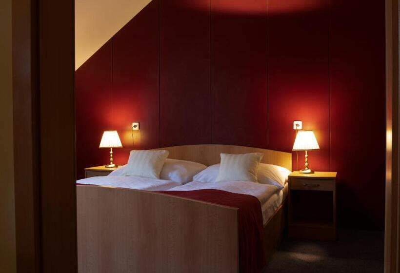 スタンダードルーム, Pavilon