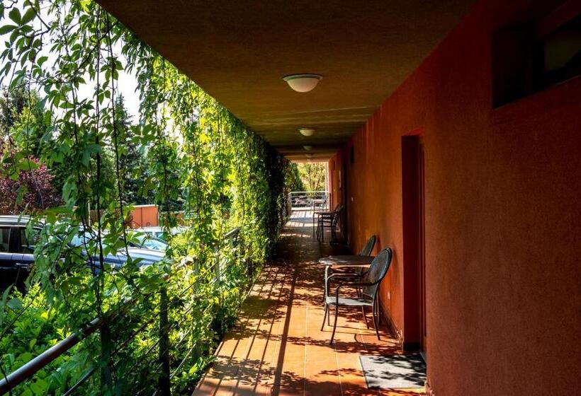 Апартаменты 1 Спальня, Pavilon