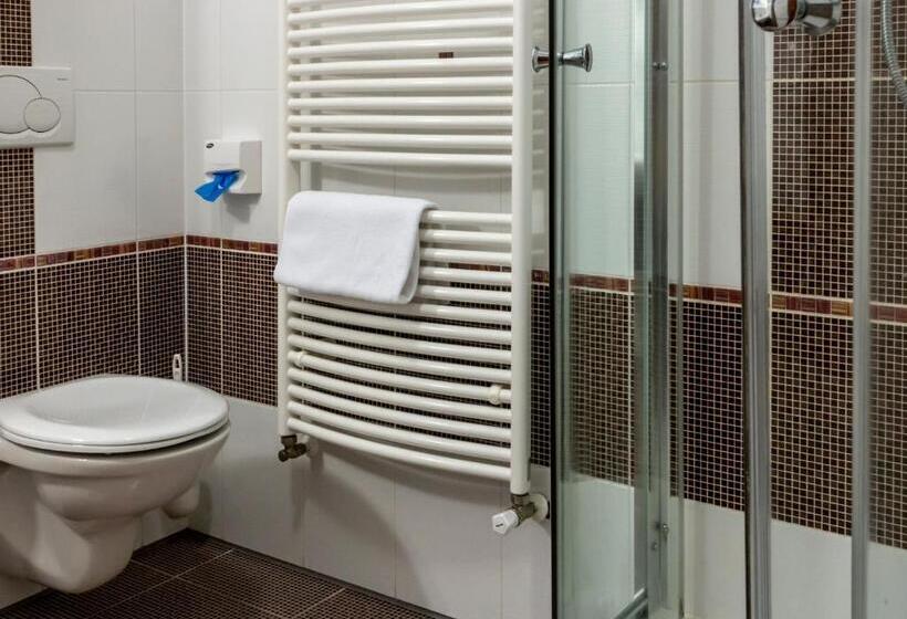 １ベッドルームアパートメント, Pavilon