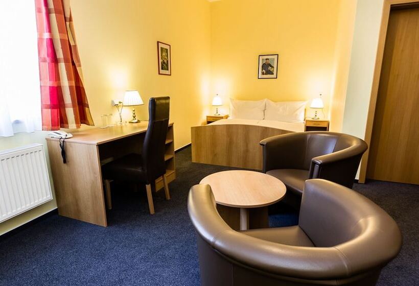 スタンダードルーム, Pavilon