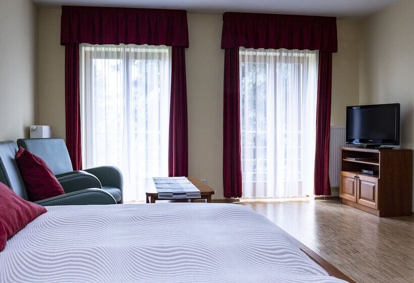 １ベッドルームアパートメント, Pavilon