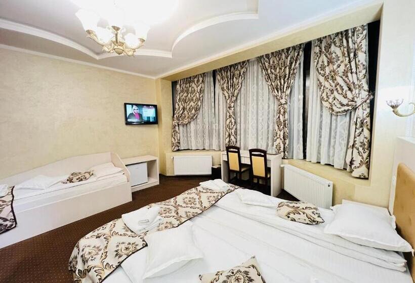 スタンダードトリプルルーム, Pensiunea Ianis Piatra Neamt