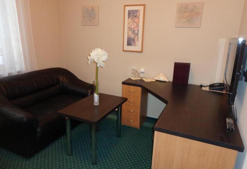 スタンダードルーム, Vacek Pod Věží