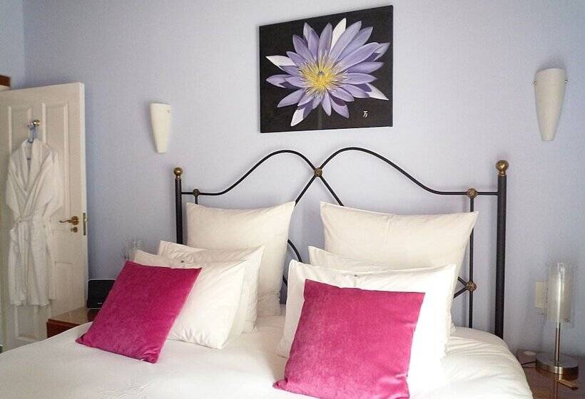 חדר סטנדרט, Rothman Manor