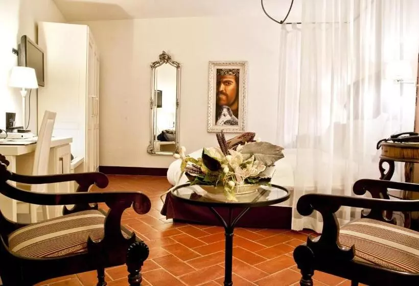 ジュニアスイート, San Miniato