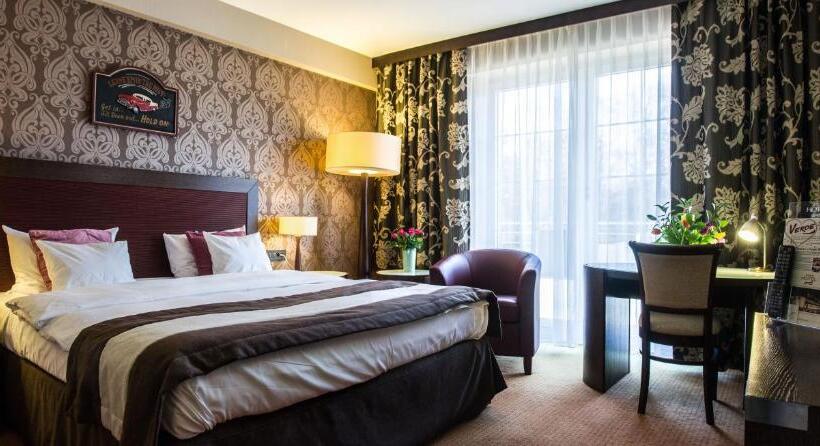 חדר דחוקס עם מיטת קינג, Verde