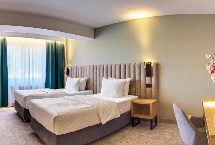 חדר סטנדרט מותאם לאדם עם מוגבלויות, Verde