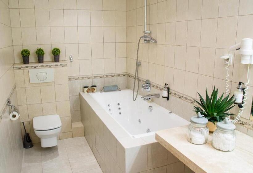 דירת חדר, Verde