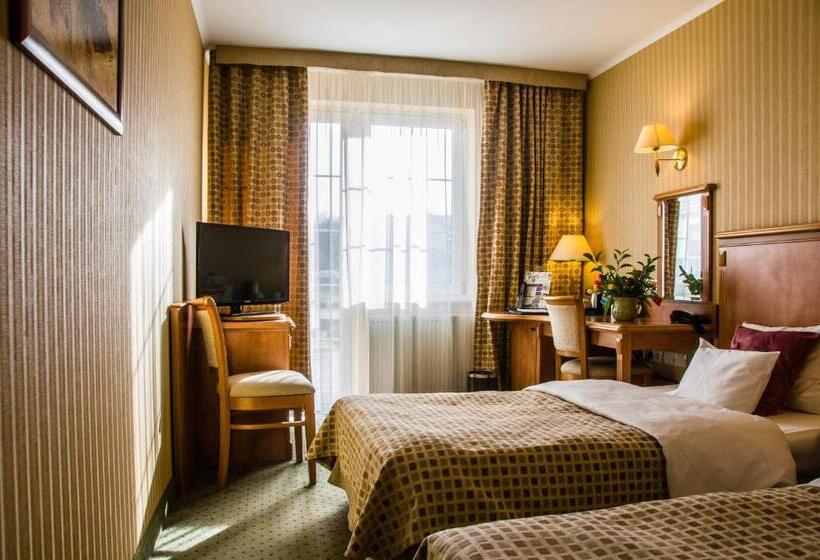 חדר אקונומי, Verde