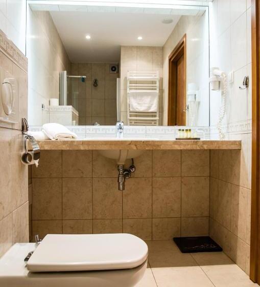 חדר אקונומי, Verde