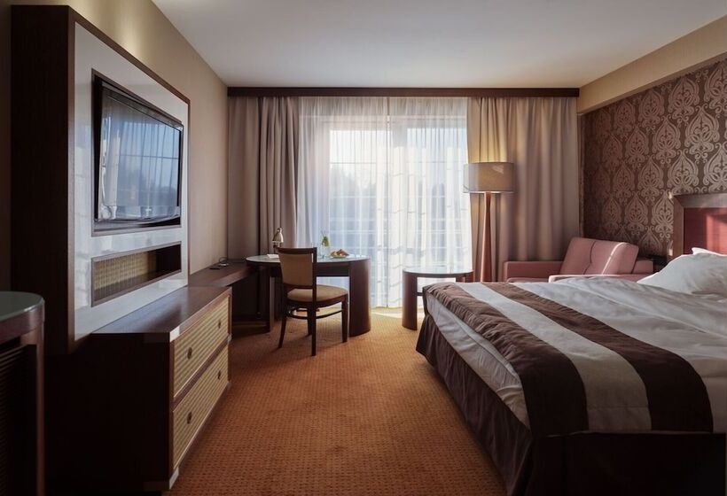 חדר דחוקס עם מיטת קינג, Verde