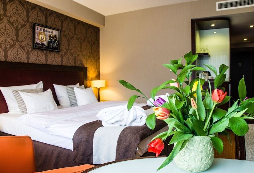 חדר דחוקס עם מיטת קינג, Verde