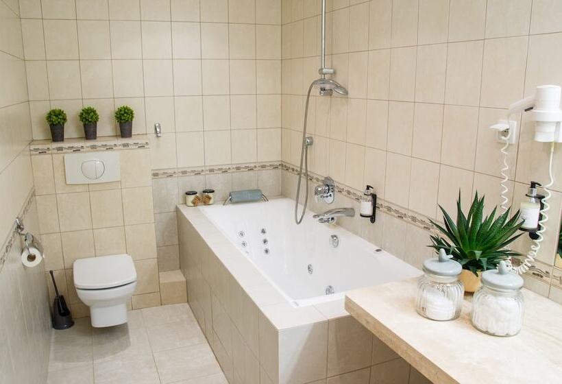 דירת חדר, Verde