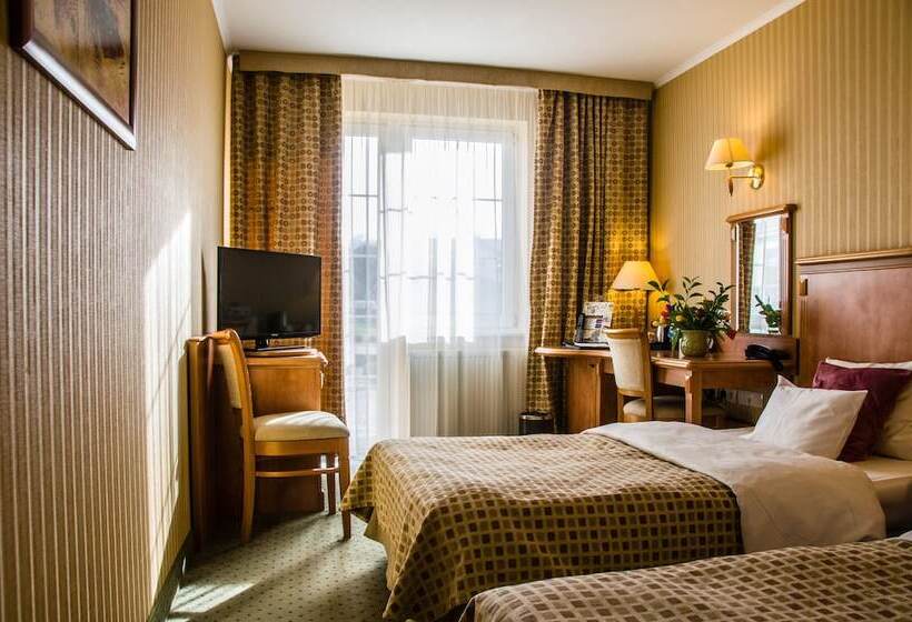 חדר אקונומי, Verde