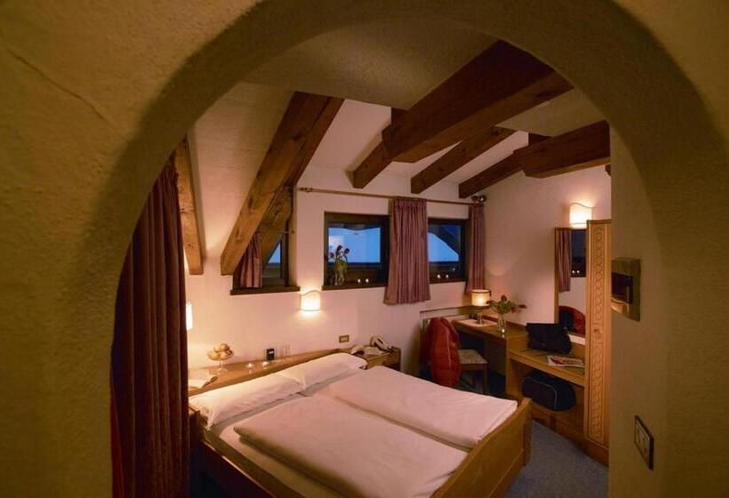 Номер Стандарт, Weisses Lamm