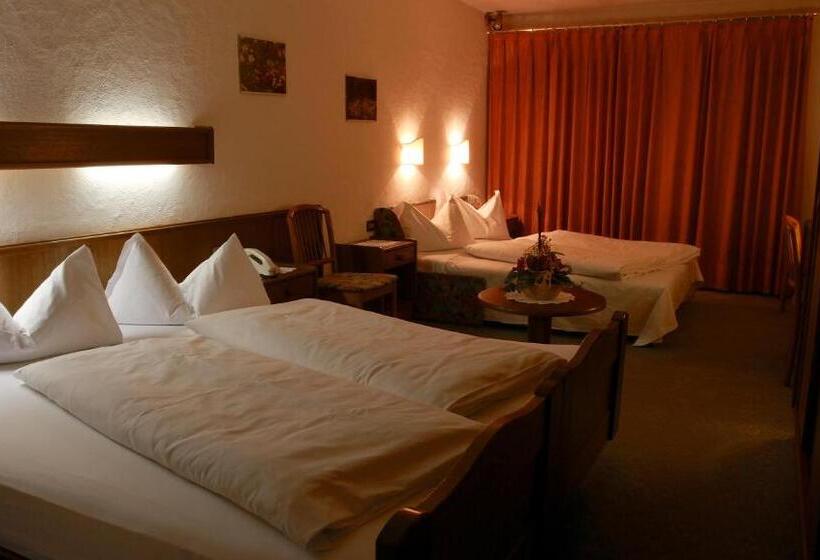 Четырехместный Номер Стандарт, Weisses Lamm