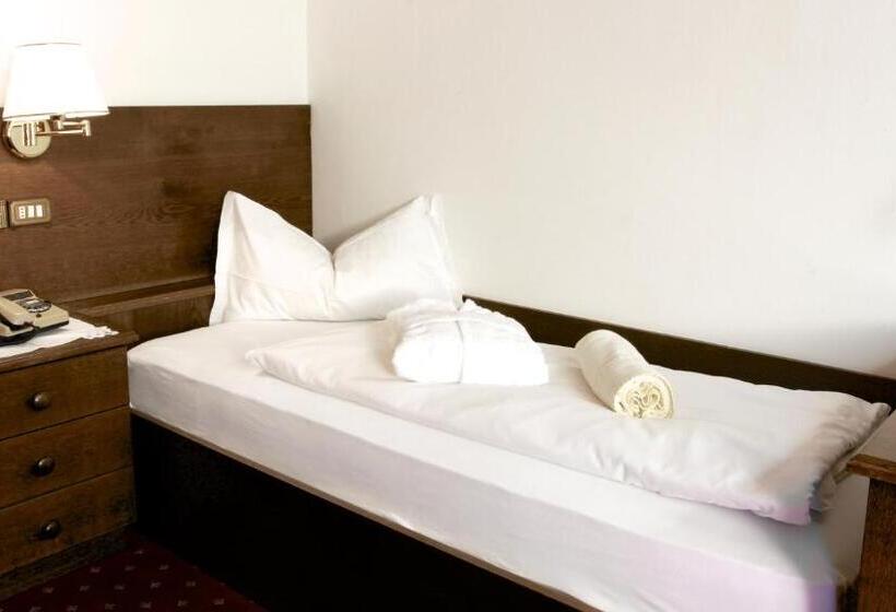 Номер Стандарт Индивидуальный, Weisses Lamm