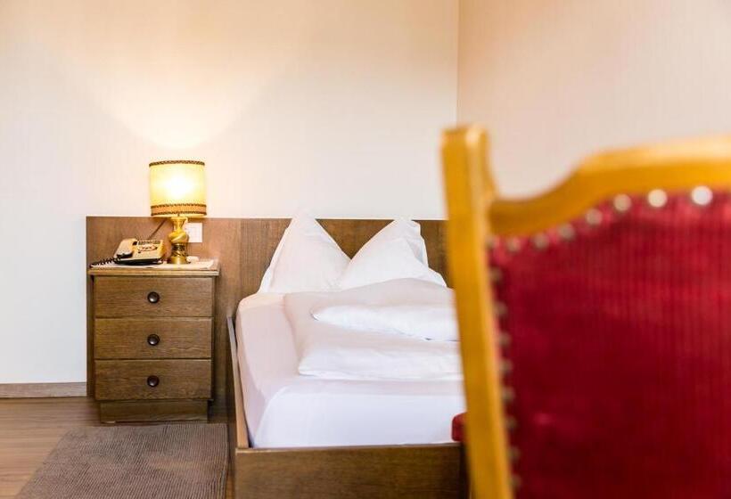 Номер Стандарт Индивидуальный, Weisses Lamm