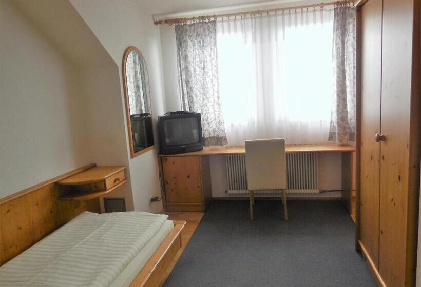 غرفة قياسية فردية, Weststeirischer Hof