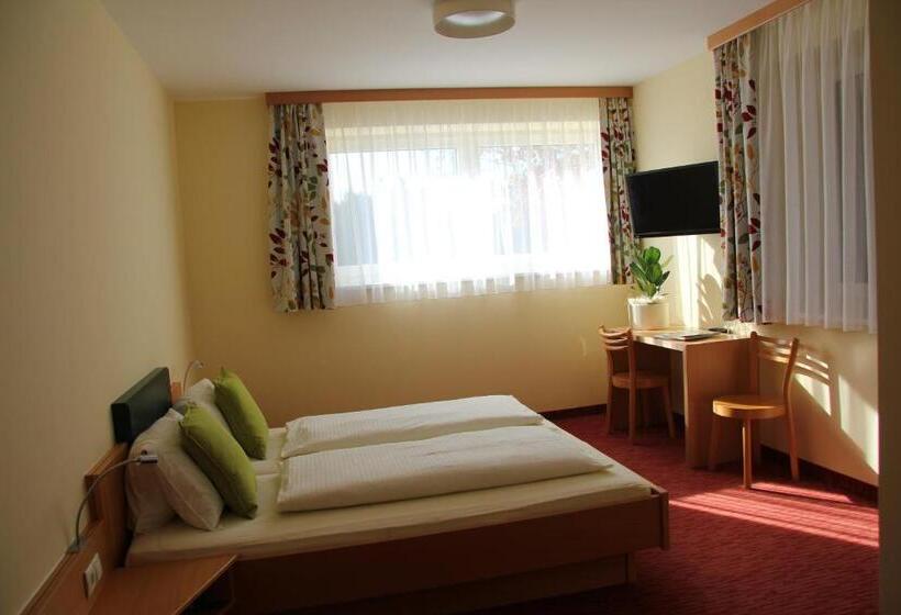 Номер Стандарт с Балконом, Gasthof Martinhof