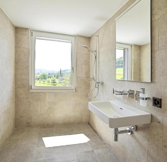 غرفة قياسية فردية, Rössli Tufertschwil