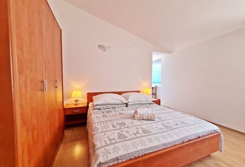 إستوديو قياسى, Rooms And Apartments Porat