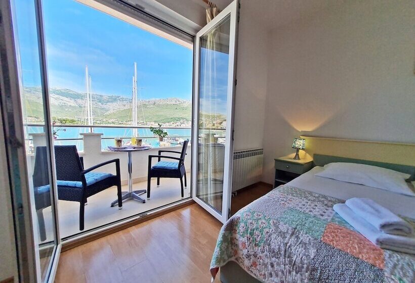 Estúdio Standart Vista Mar com Varanda, Rooms And Apartments Porat