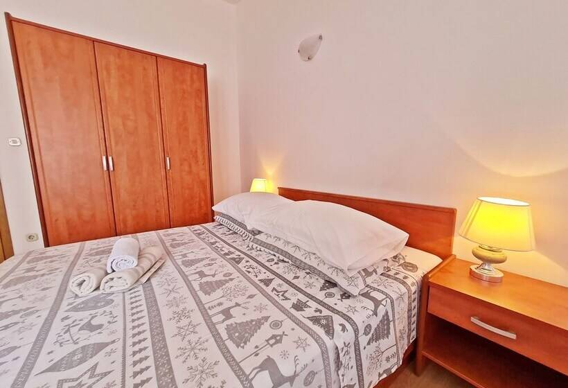 إستوديو قياسى, Rooms And Apartments Porat