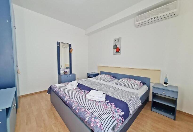 Студия Стандарт, Rooms And Apartments Porat