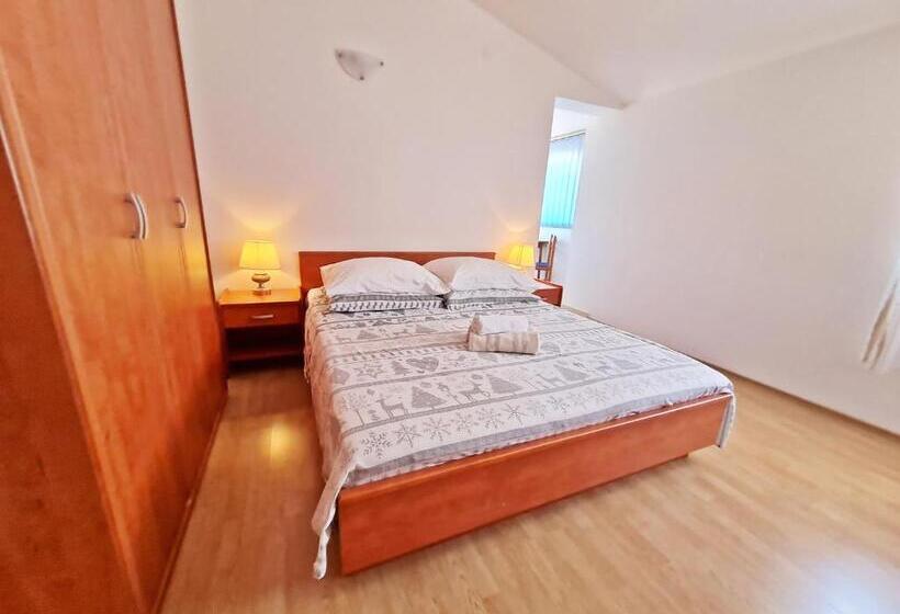 إستوديو قياسى, Rooms And Apartments Porat