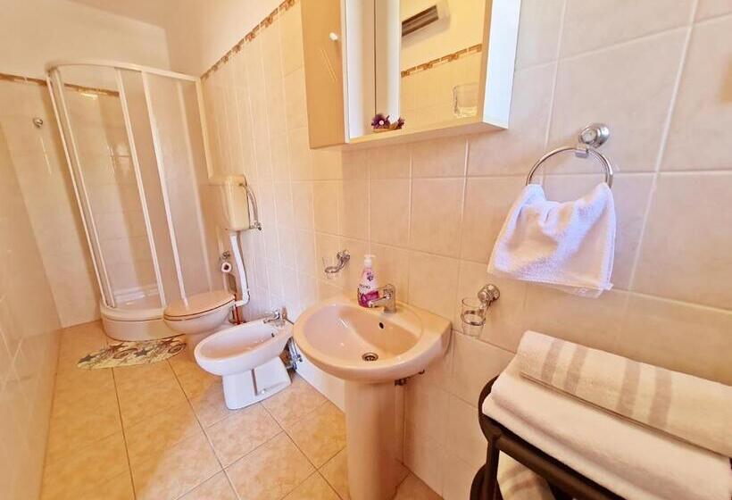 Номер Стандарт Вид на Море с Балконом, Rooms And Apartments Porat