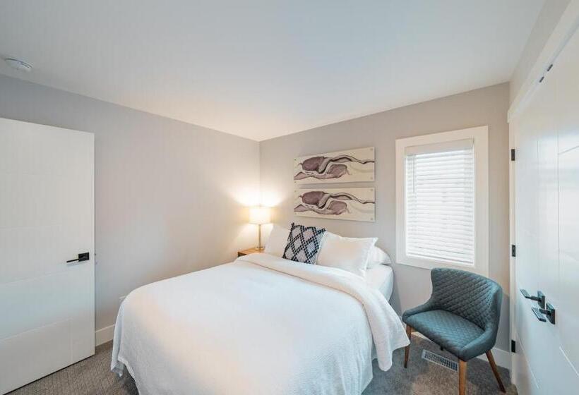 منزل غرفتين نوم, Sunrise Ridge Waterfront Resort