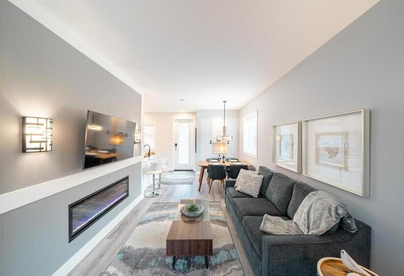 منزل غرفتين نوم, Sunrise Ridge Waterfront Resort