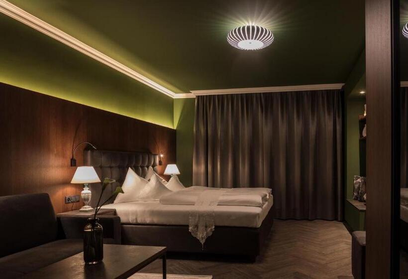 带阳台的高级房间, Boutique Hotel Mandarfnerhof